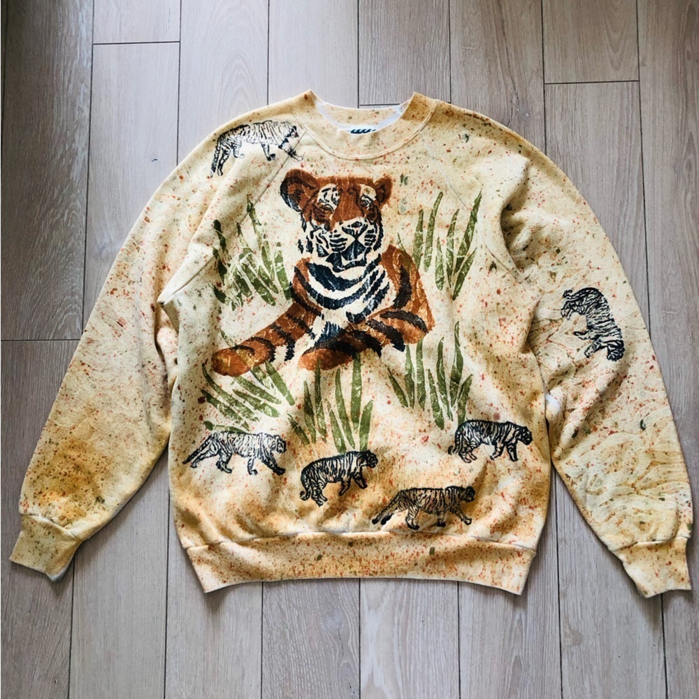 Vintage 90’s TIGER AOP Deep Sea T’s Sweatshirt Adult Unisex Large Made in USA